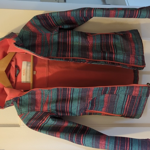 Kids Striped Hooded Jacket - Picture 9 of 10